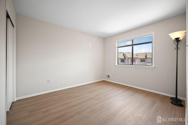 89 Diamond Lane, Old Bridge, NJ 08857