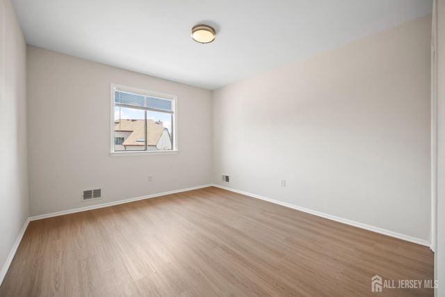 89 Diamond Lane, Old Bridge, NJ 08857