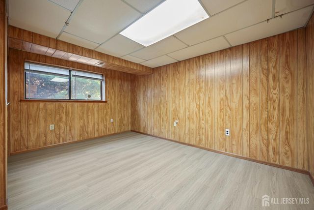 89 Diamond Lane, Old Bridge, NJ 08857