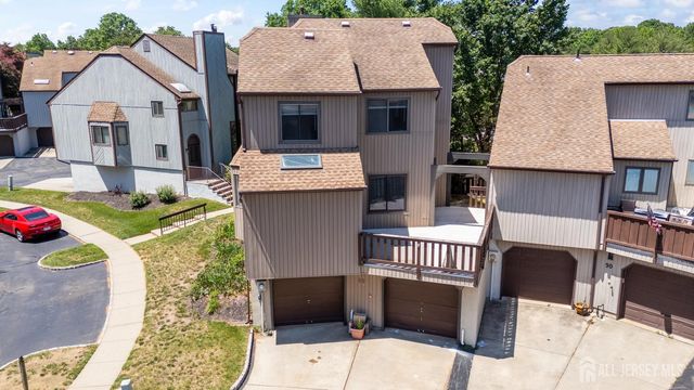 89 Diamond Lane, Old Bridge, NJ 08857