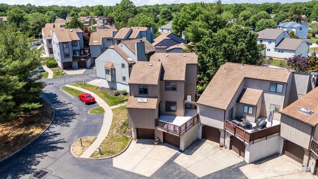 89 Diamond Lane, Old Bridge, NJ 08857