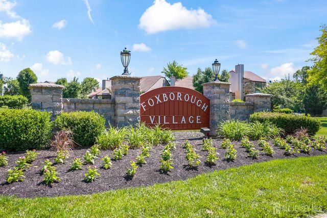 89 Diamond Lane, Old Bridge, NJ 08857