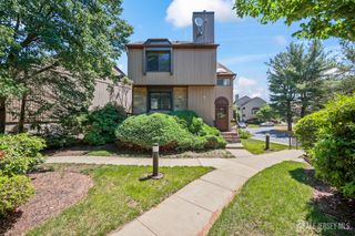 89 Diamond Lane, Old Bridge, NJ 08857