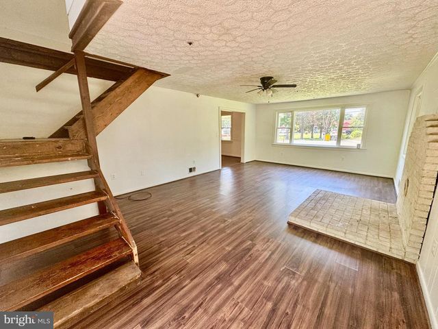 6201 SHADY SIDE RD, Shady Side, MD 20764