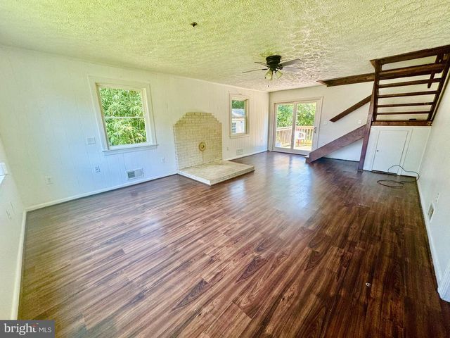 6201 SHADY SIDE RD, Shady Side, MD 20764