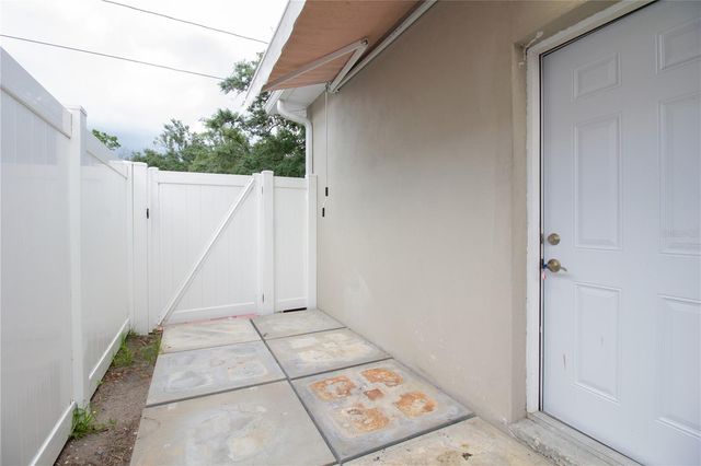 8920 N NEWPORT AVE, Tampa, FL 33604