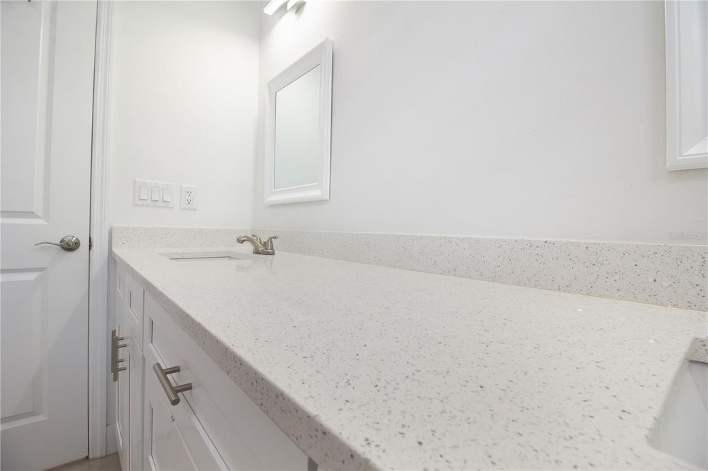 Image 23 of property listing at 8920 N NEWPORT AVENUE, Tampa, FL 33604