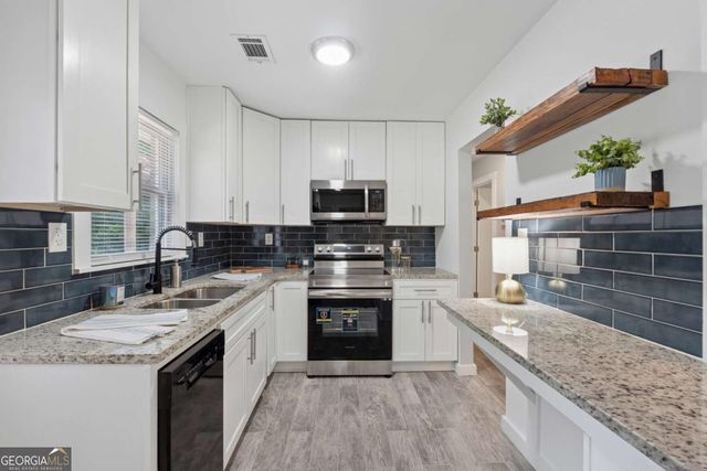 2060 Panstone Court SW, Marietta, GA 30060