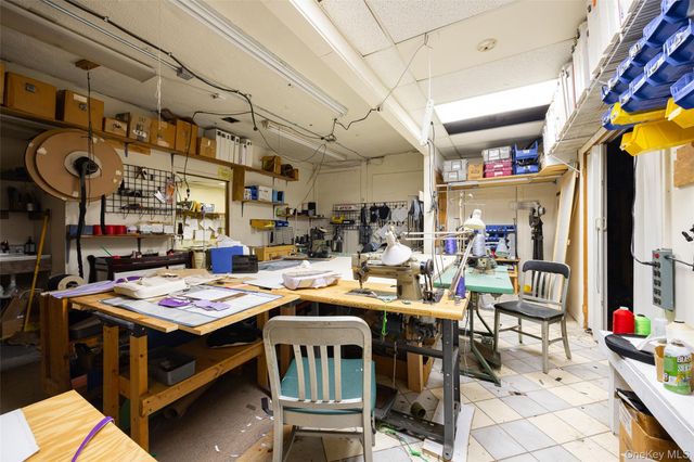 81 Vineyard Avenue, Highland, NY 12528