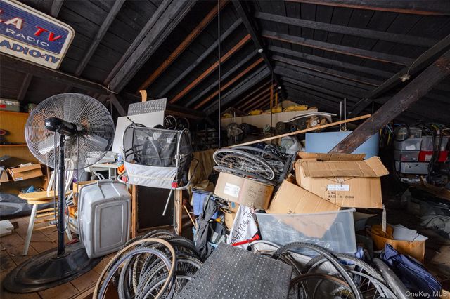 81 Vineyard Avenue, Highland, NY 12528