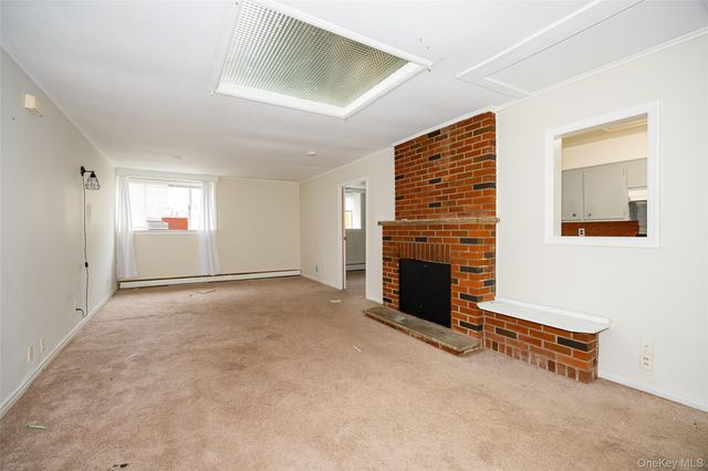 81 Vineyard Avenue, Highland, NY 12528