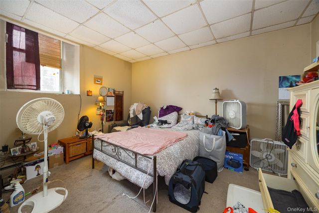 81 Vineyard Avenue, Highland, NY 12528