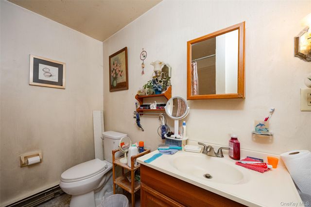 81 Vineyard Avenue, Highland, NY 12528