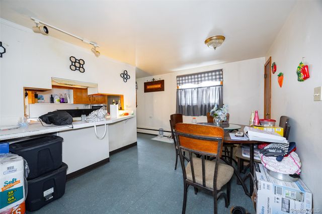 81 Vineyard Avenue, Highland, NY 12528