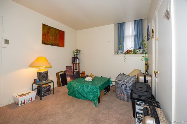 81 Vineyard Avenue, Highland, NY 12528