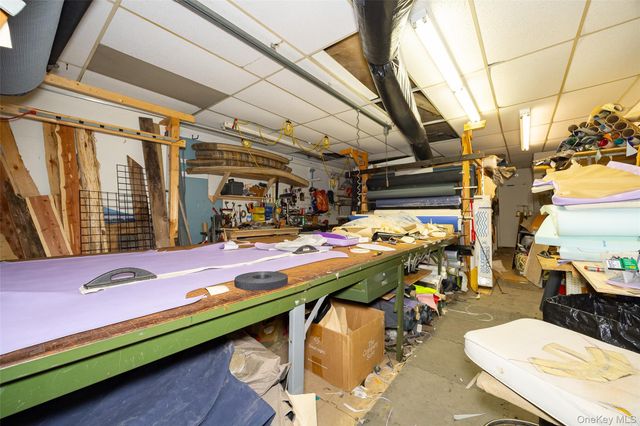 81 Vineyard Avenue, Highland, NY 12528