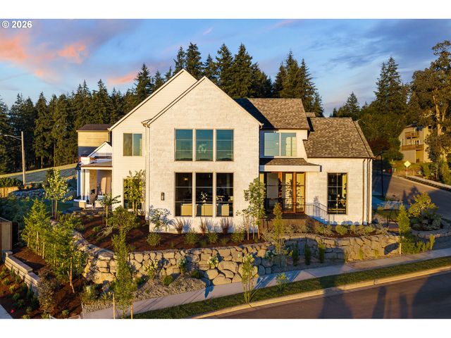 16082 Kaylyn Dr, Oregon City, OR 97045