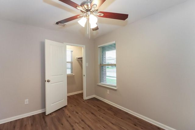 1958 Bravos Manor Lane, Fresno, TX 77545