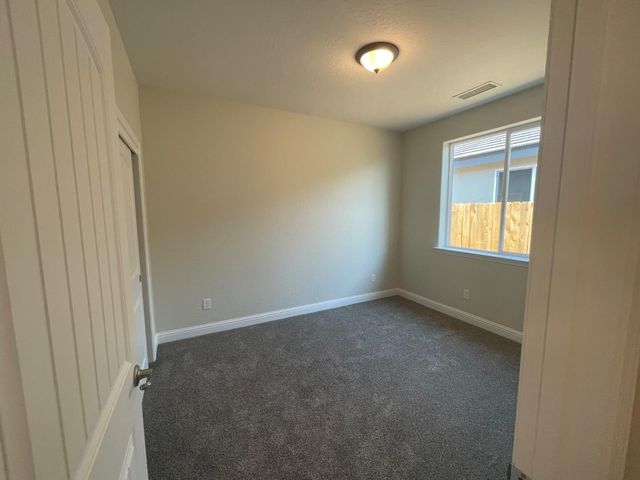 16180 West David Avenue, Kerman, CA 93630
