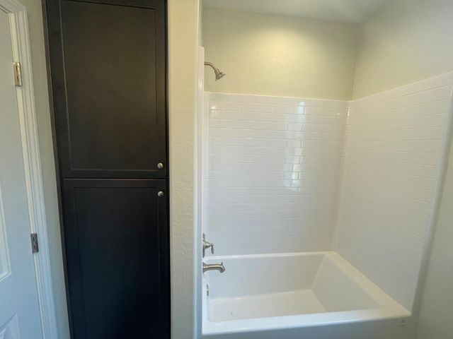 16180 West David Avenue, Kerman, CA 93630