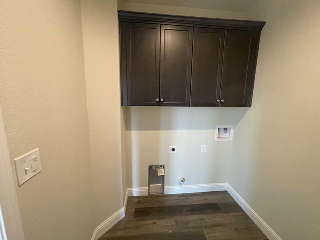 16180 West David Avenue, Kerman, CA 93630