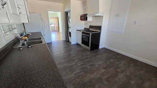 232 Solano Drive NE, Albuquerque, NM 87108
