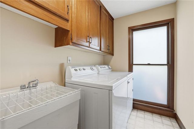 205 Saddle Creek Drive, Roswell, GA 30076