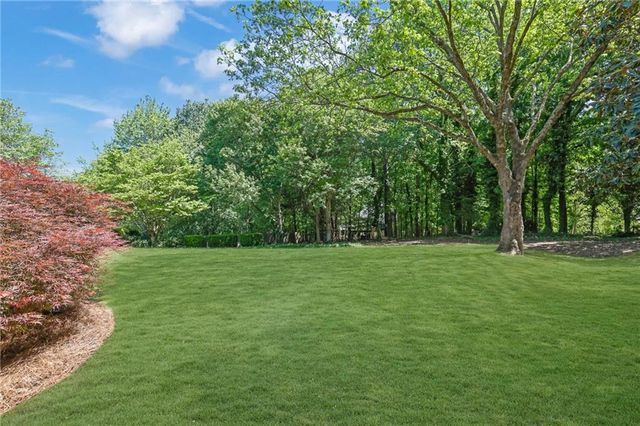 205 Saddle Creek Drive, Roswell, GA 30076