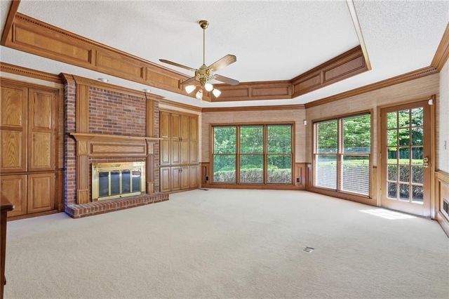 205 Saddle Creek Drive, Roswell, GA 30076