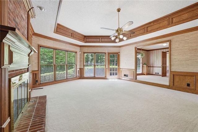 205 Saddle Creek Drive, Roswell, GA 30076