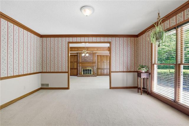 205 Saddle Creek Drive, Roswell, GA 30076