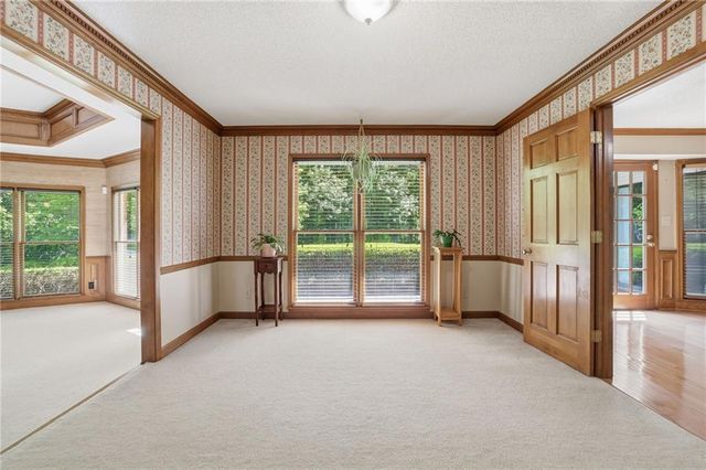 205 Saddle Creek Drive, Roswell, GA 30076