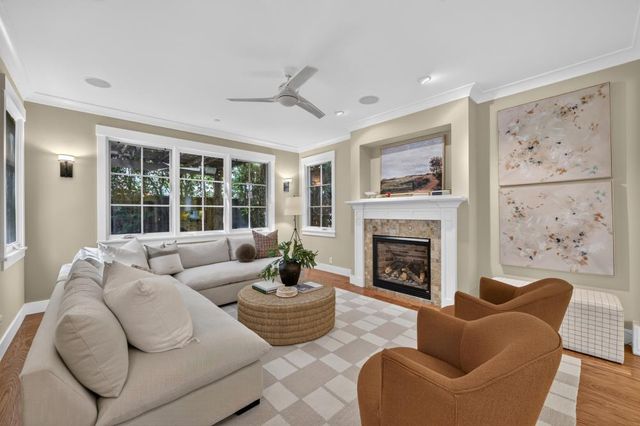 1014 Santa Ynez Way, Sacramento, CA 95816