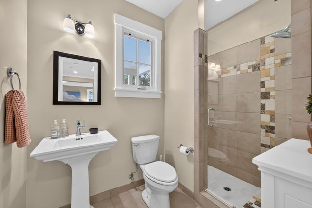 1014 Santa Ynez Way, Sacramento, CA 95816