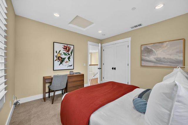 1014 Santa Ynez Way, Sacramento, CA 95816