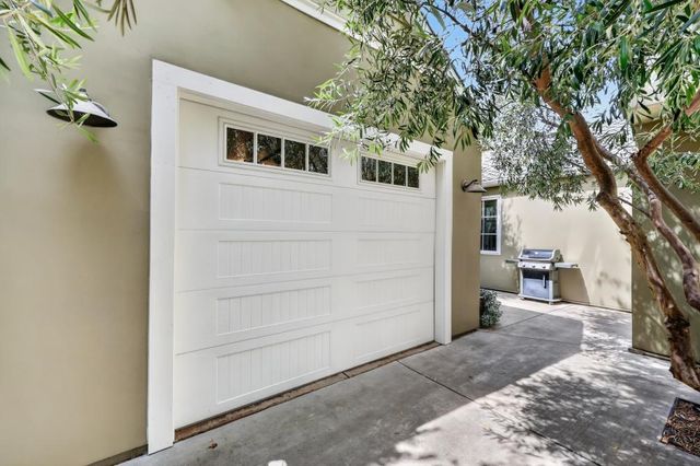 1014 Santa Ynez Way, Sacramento, CA 95816