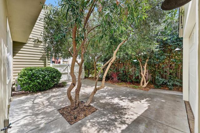 1014 Santa Ynez Way, Sacramento, CA 95816