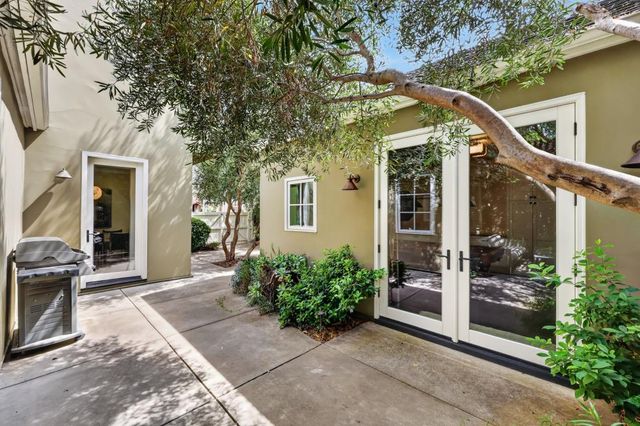 1014 Santa Ynez Way, Sacramento, CA 95816