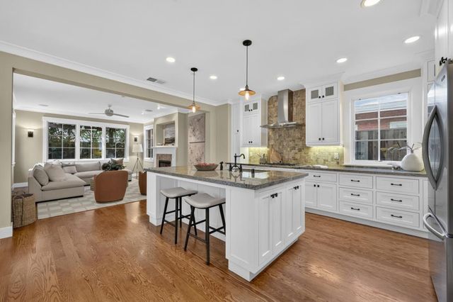 1014 Santa Ynez Way, Sacramento, CA 95816