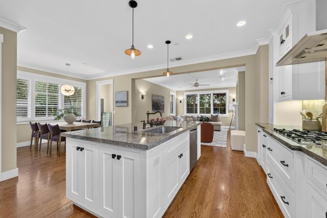 1014 Santa Ynez Way, Sacramento, CA 95816