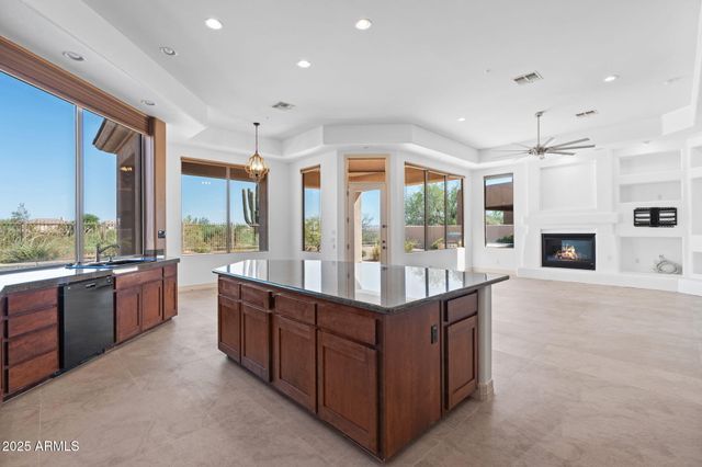 22463 N 54TH Street, Phoenix, AZ 85054