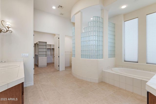 22463 N 54TH Street, Phoenix, AZ 85054