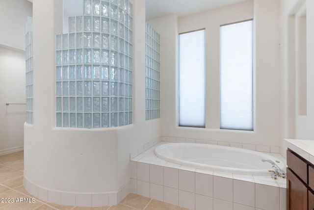 22463 N 54TH Street, Phoenix, AZ 85054