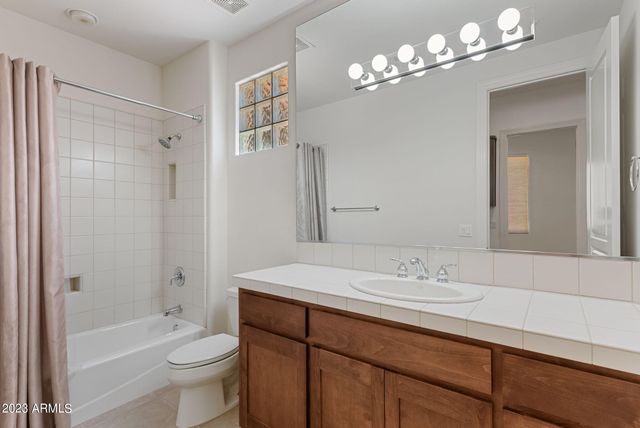 22463 N 54TH Street, Phoenix, AZ 85054