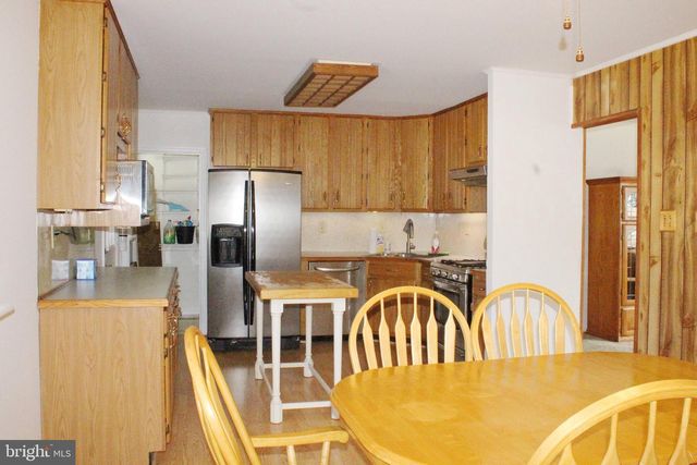 197 BERGEN AVE, West Deptford, NJ 08086