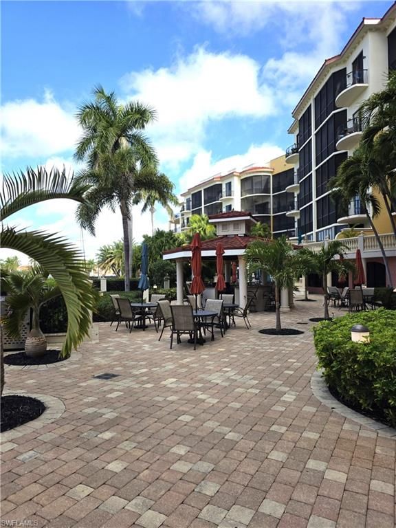 Image 32 of property listing at 5706 Cape Harbour DR 211, Cape Coral, FL 33914