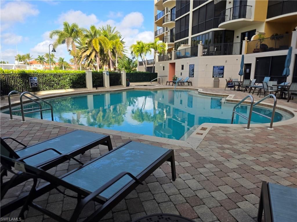 Image 37 of property listing at 5706 Cape Harbour DR 211, Cape Coral, FL 33914