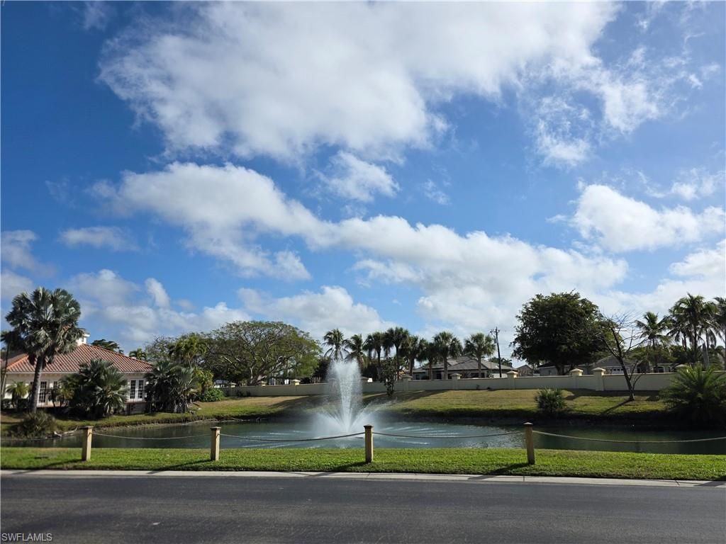 Image 40 of property listing at 5706 Cape Harbour DR 211, Cape Coral, FL 33914