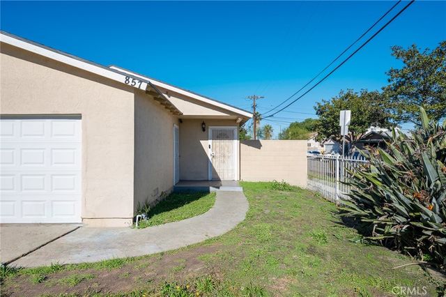 857 E 109th, Los Angeles, CA 90059