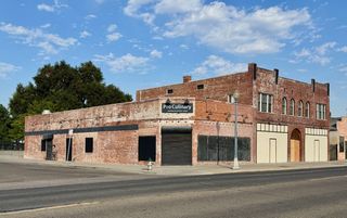 373 N Fresno Street, Fresno, CA 93701
